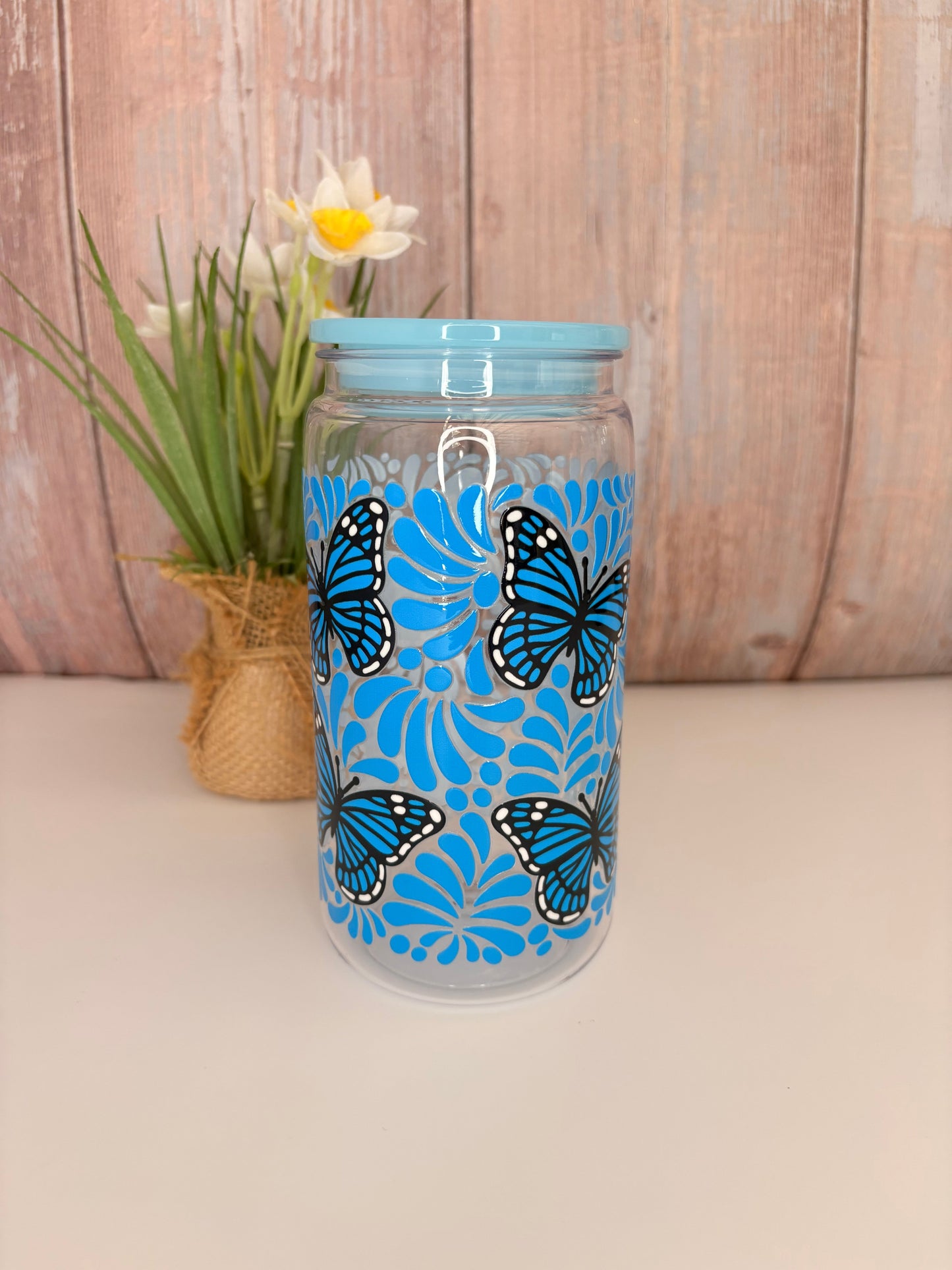 Butterfly plastic cups